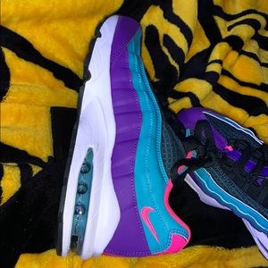 Nike air max